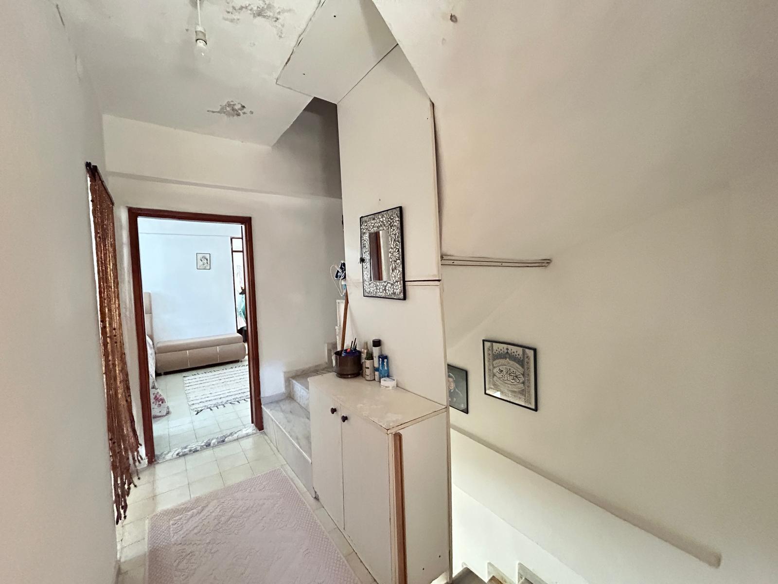 MARMARİS ARMUTALANDA KÖŞE KONUM BAHÇELİ SATILIK 3+1 TRİBLEKS VİLLA